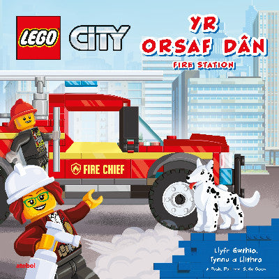 Clawr llyfr / Book cover: Lego City: Orsaf Dân, Yr / Fire Station