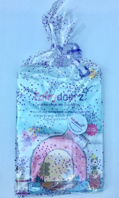 Clawr llyfr / Book cover: Adventures Through the Fairy Door: Sophie Finds a Fairy Door Gift Pack
