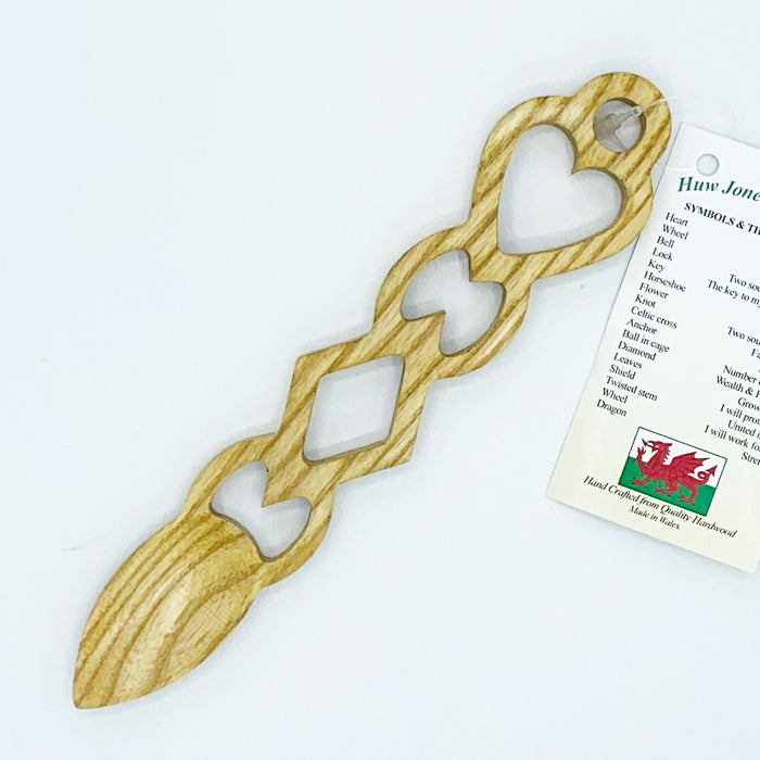 Llwy Garu Ioan Thomas | Welsh Lovespoon - Siop Y Pentan