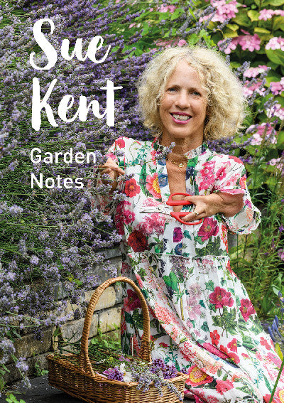 Clawr llyfr / Book cover: Sue Kent: Garden Notes