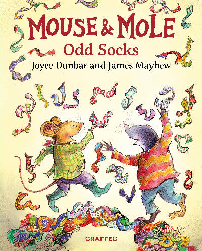 Clawr llyfr / Book cover: Mouse and Mole: Odd Socks