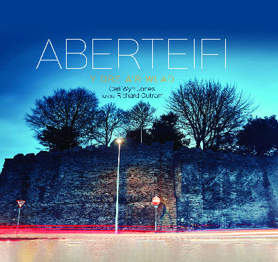 Clawr llyfr / Book cover: Aberteifi