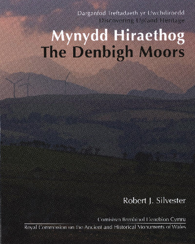 Clawr llyfr / Book cover: Mynydd Hiraethog/The Denbigh Moors