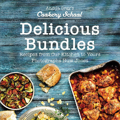Clawr llyfr / Book cover: Angela Gray's Cookery School: Delicious Bundles