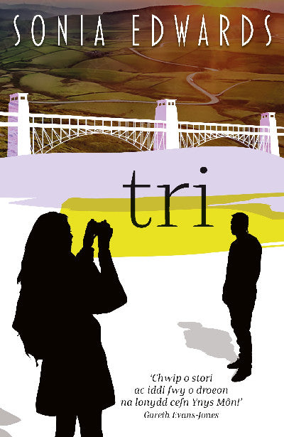 Clawr llyfr / Book cover: Tri