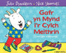 Gafr yn Mynd i'r Cylch Meithrin / Goat Goes to Playgroup - Siop Y Pentan